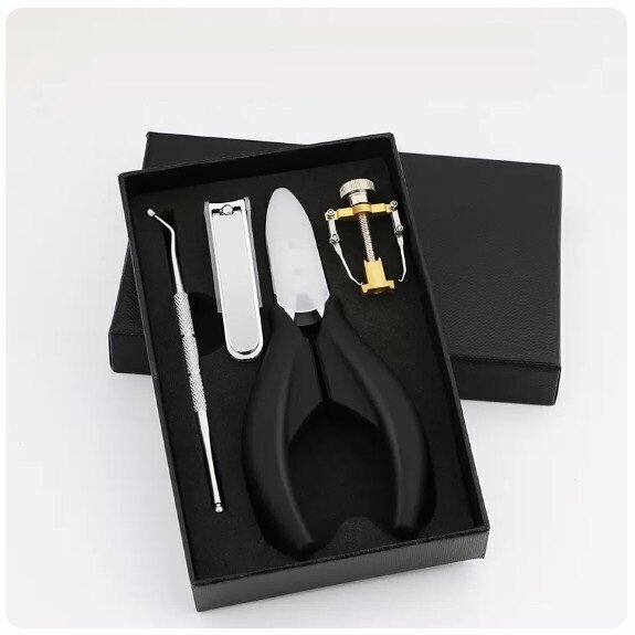 Popular eagle-beak nail clippers (magnet black nail groove 4-piece set)
