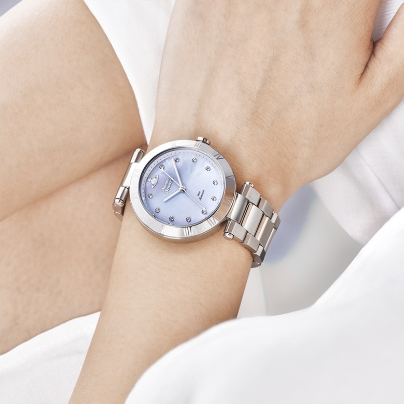 VIVIENNE WESTWOOD 35mm 腕錶 石英機芯 精鋼錶帶 貝母錶盤