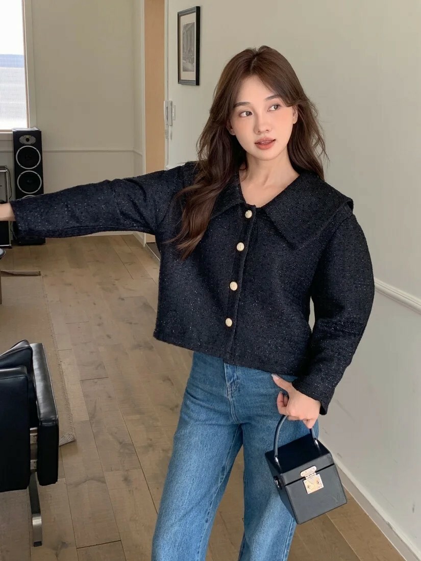 織紋感翻領澎澎袖排釦上衣外套-F (Elegant & Love)