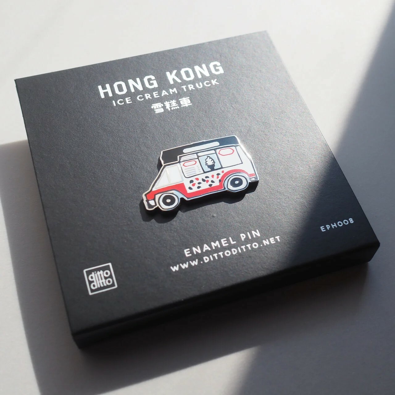 DITTO DITTO  雪糕車別針