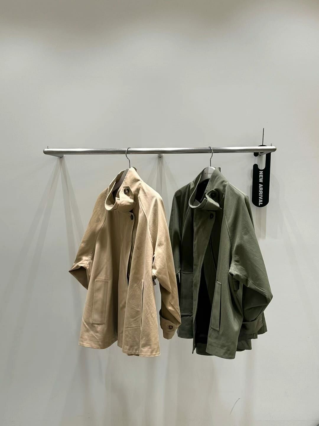 AF3002 初秋必備高領乾濕風褸(長款)