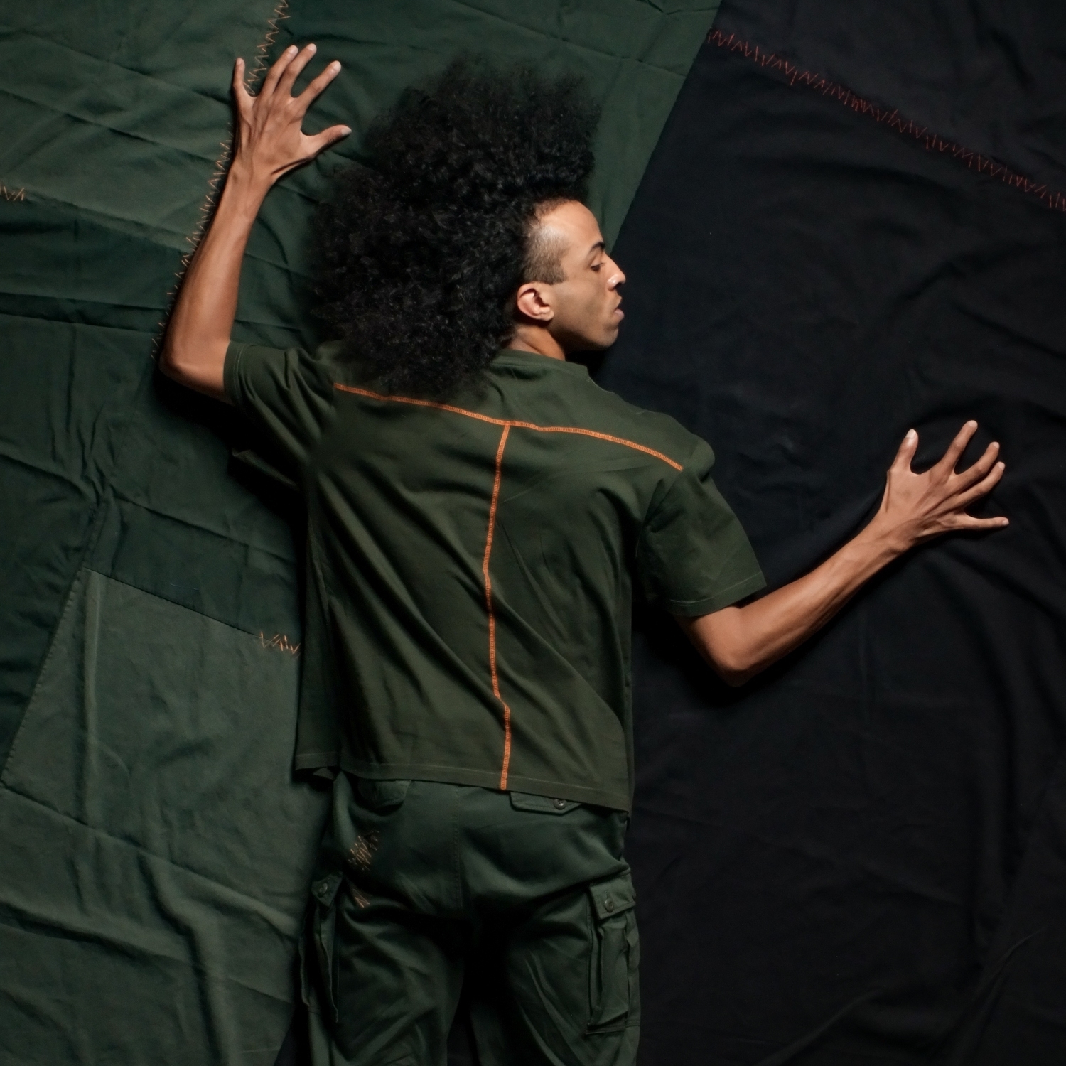 斬痕寬鬆口袋彈簧棉Tee-陸軍綠