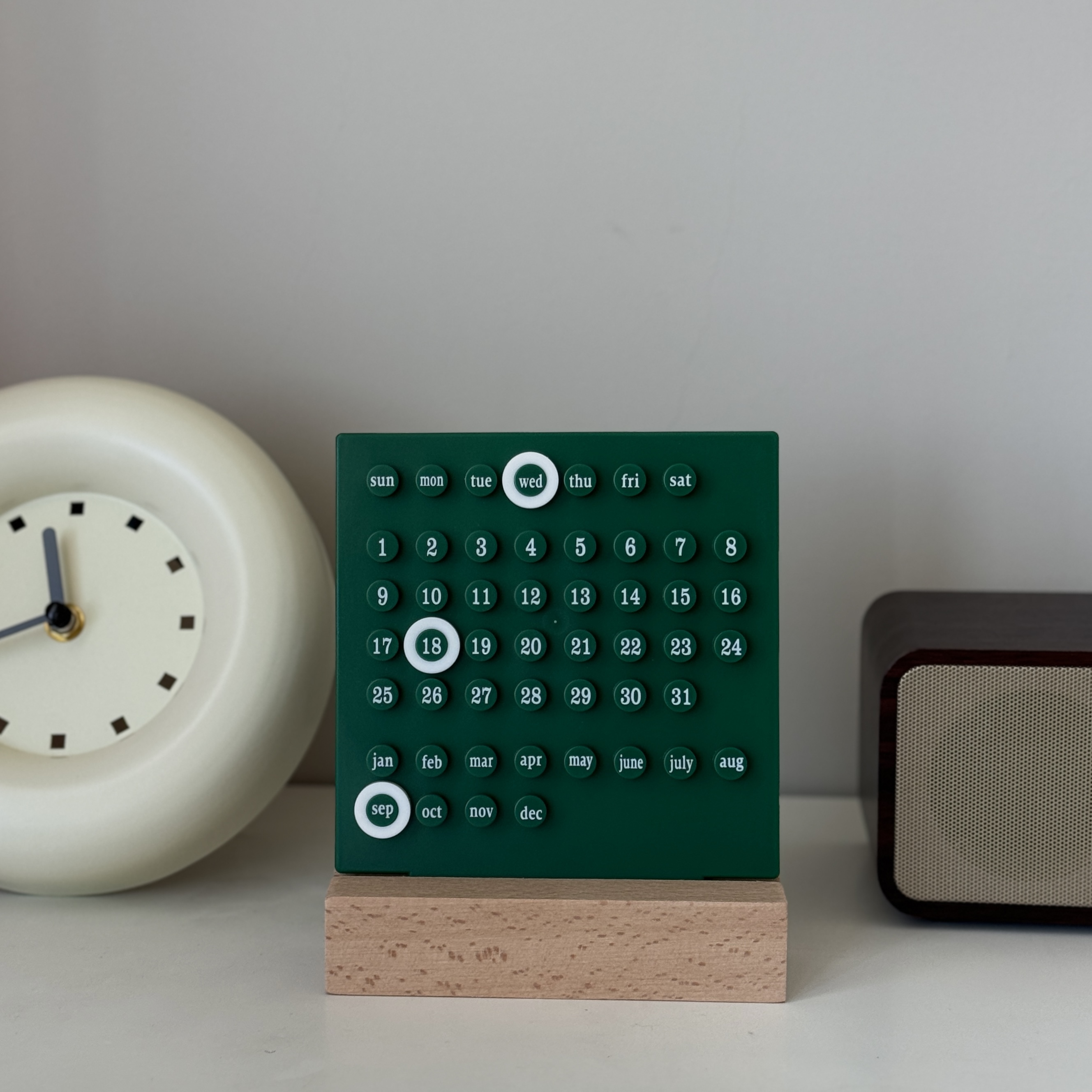 桌上型套圈圈萬年曆