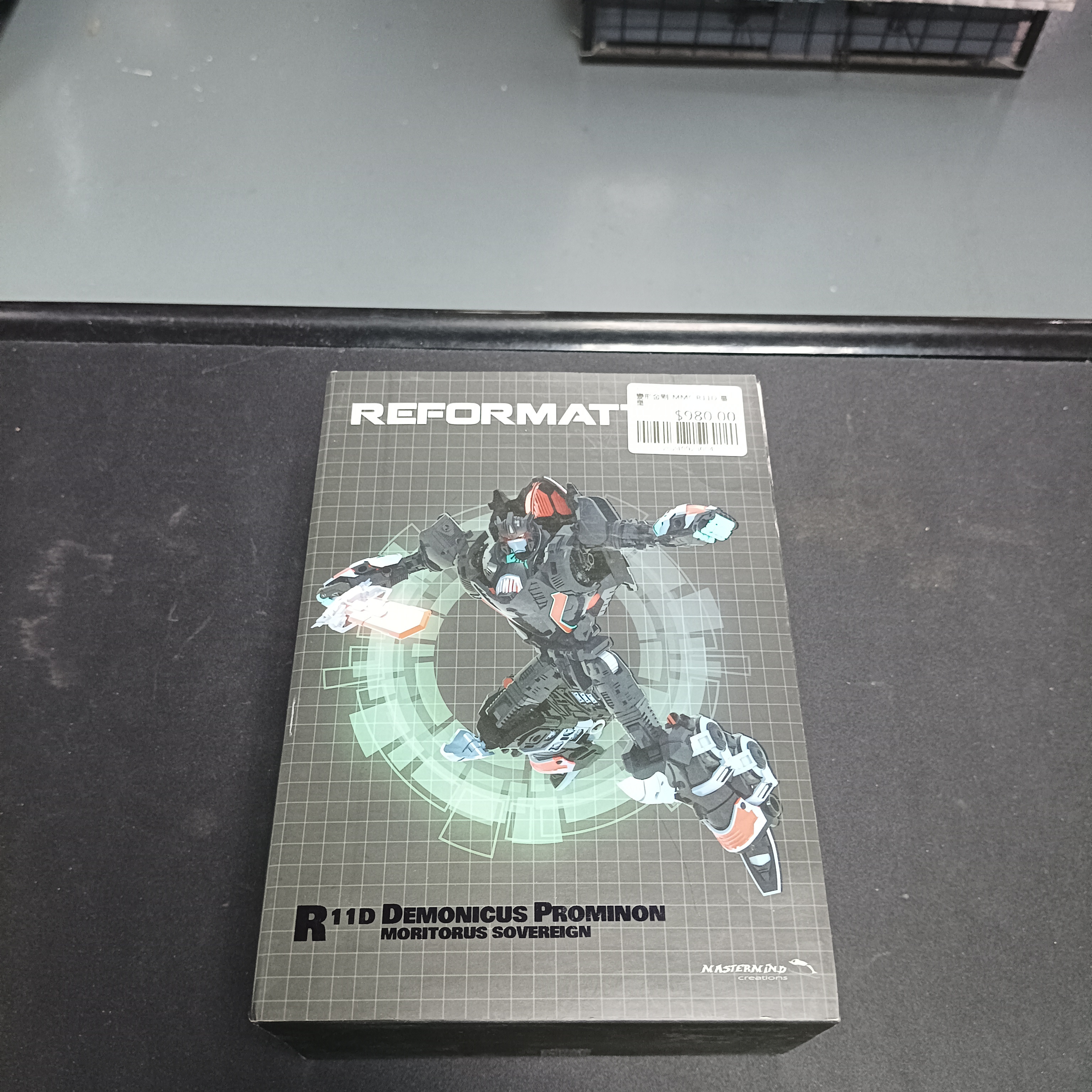 變形金剛-MMC R11D 星皇 連裝備