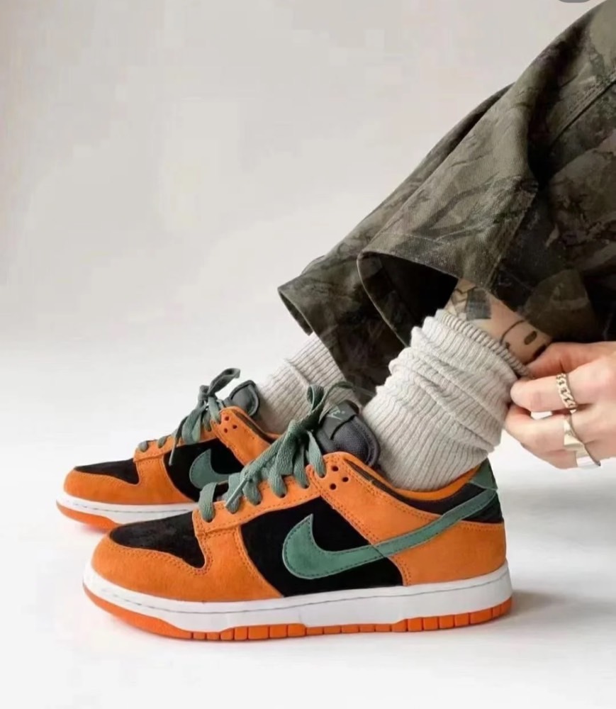 ceramic dunks on feet