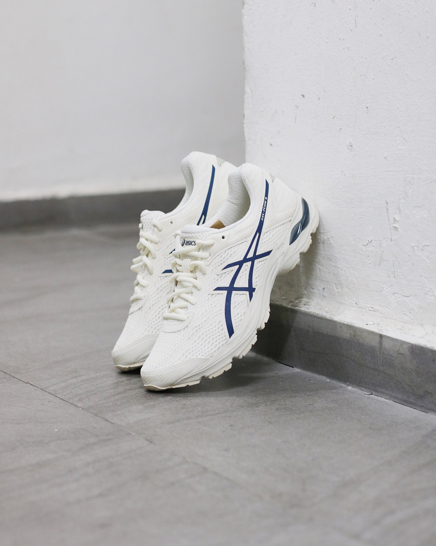 Asics Gel Flux 4 White Navy白藍