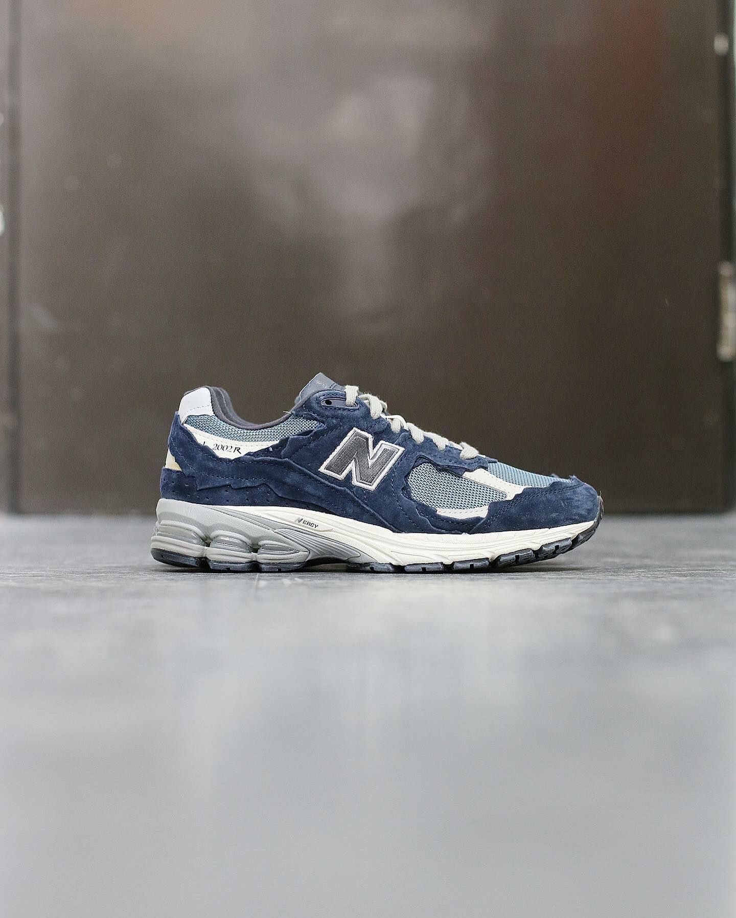New Balance M2002RDF 海軍藍色
