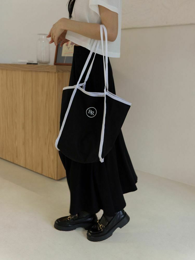 撞色邊梯形帆布包