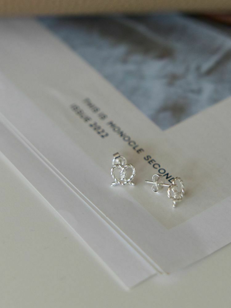 925純銀 蝴蝶餅線條耳環 