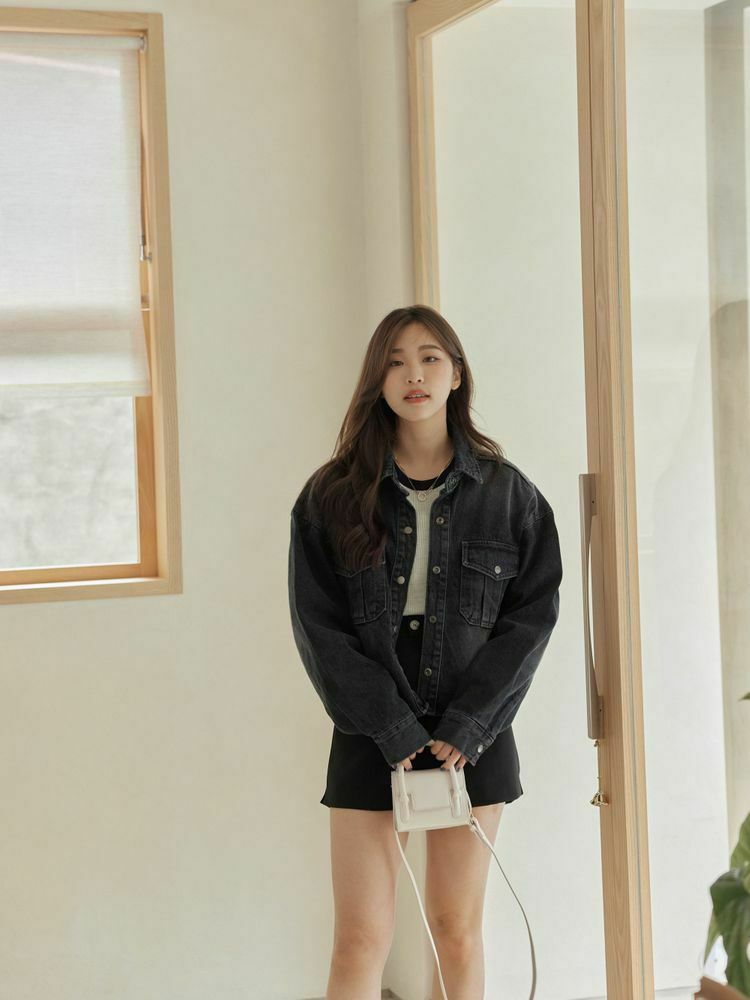 率性挺料雙口袋牛仔外套