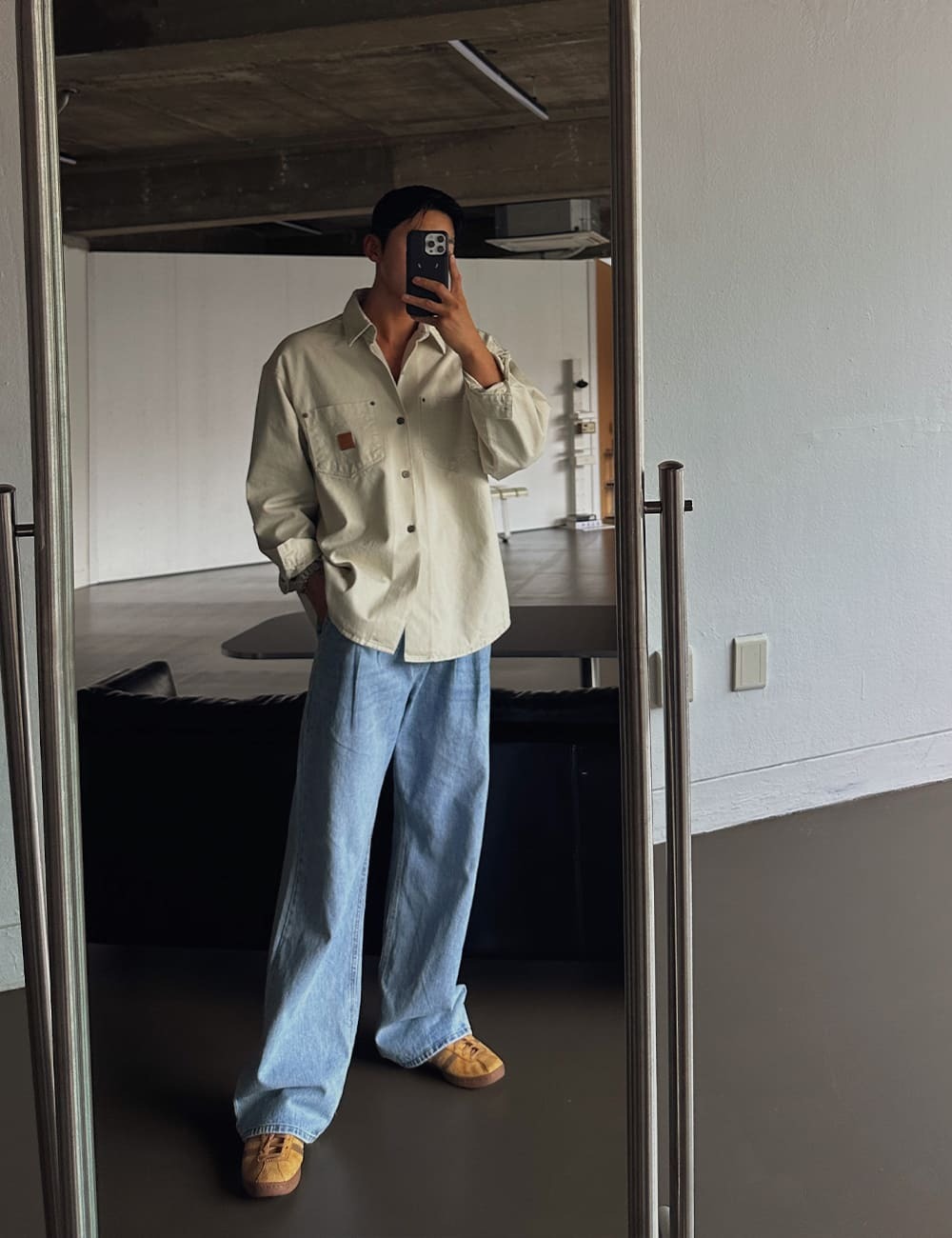 皮革補丁牛仔襯衫