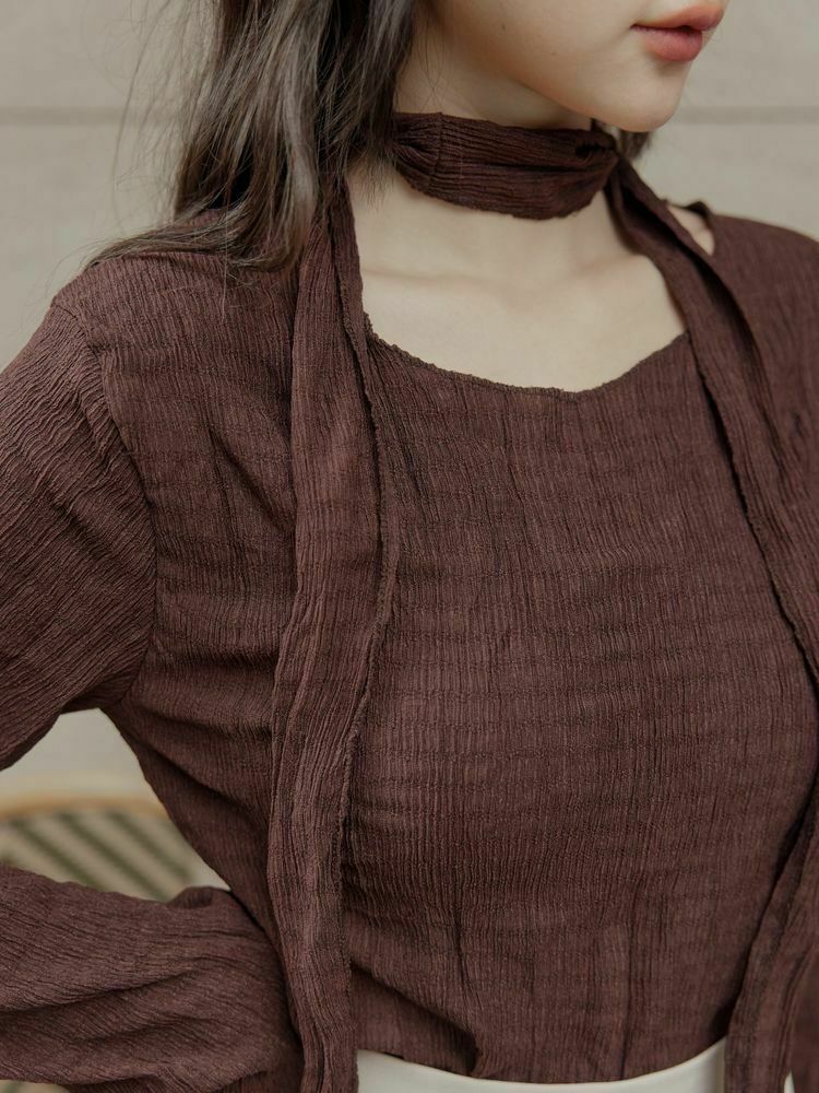 仙氣繞脖圓領皺感上衣