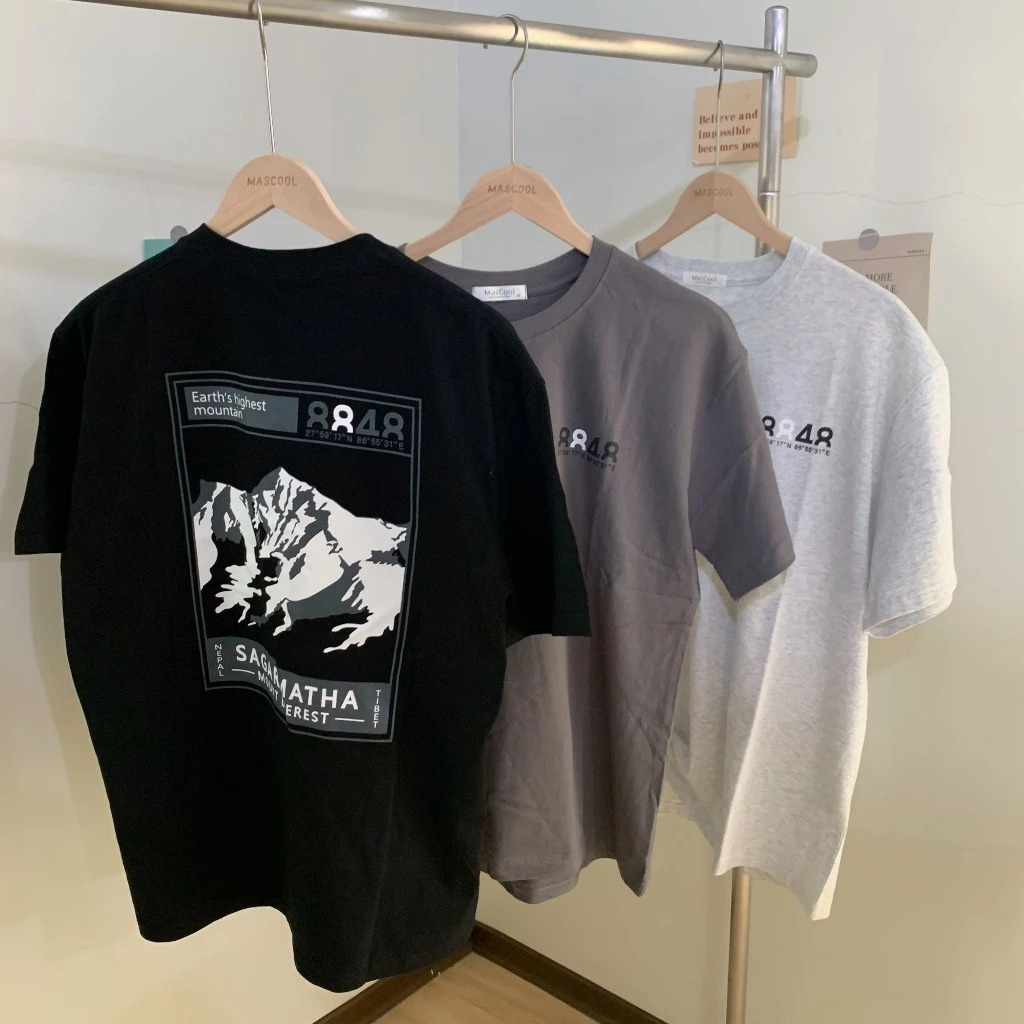 6322 經緯度山脈短T