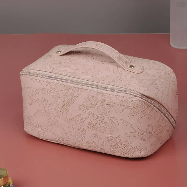 Hot push retro style three-dimensional embossed makeup bag (cherry pink size: 23.5cm*12cm*12cm)