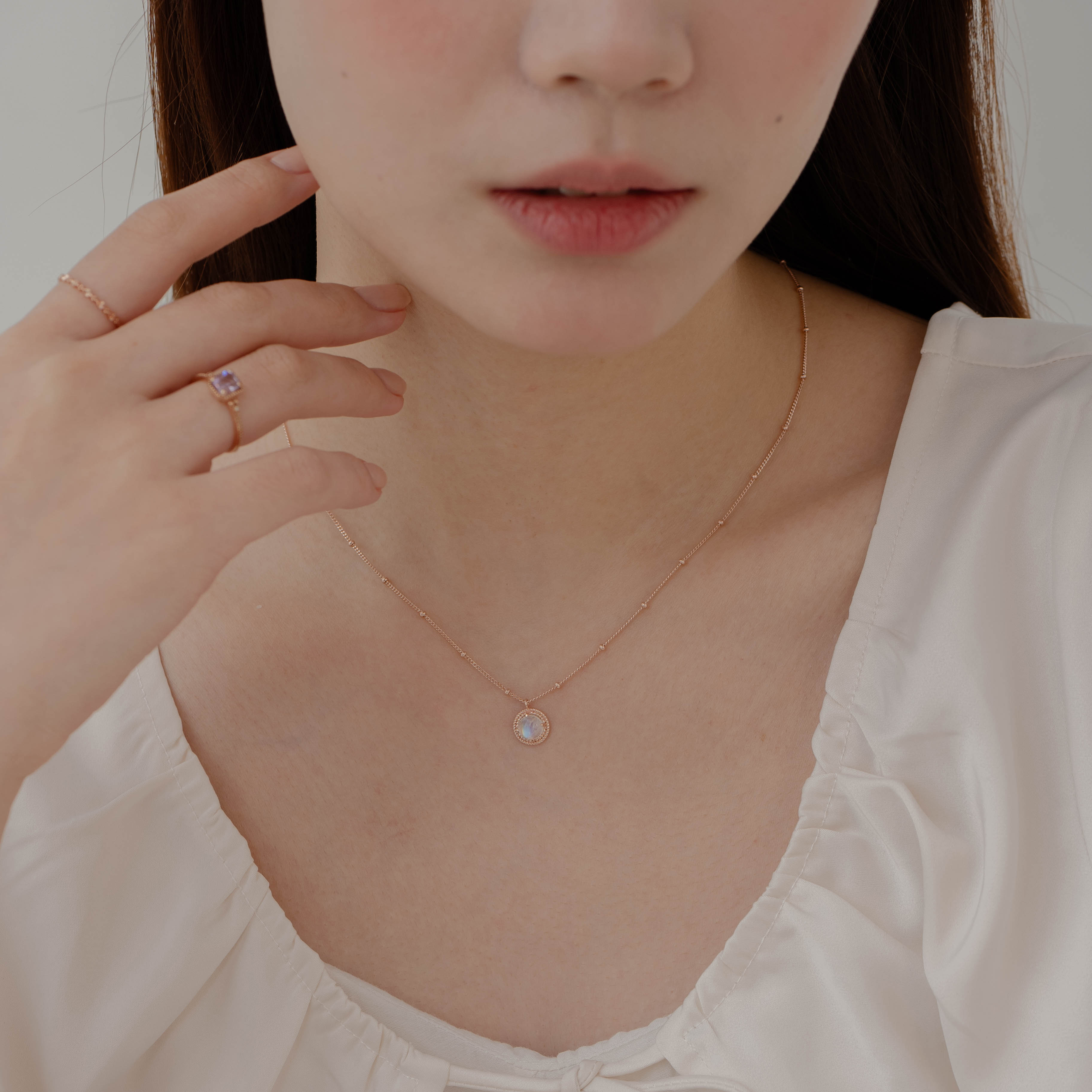 雙層麻花滾邊月光石細珠項鍊