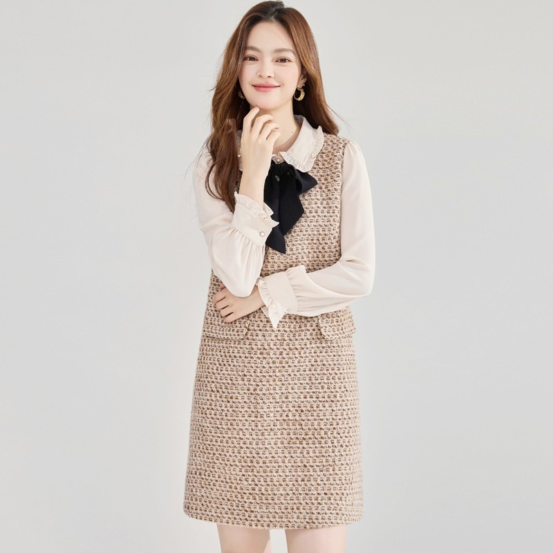 小香風假兩件花呢洋裝 杏色