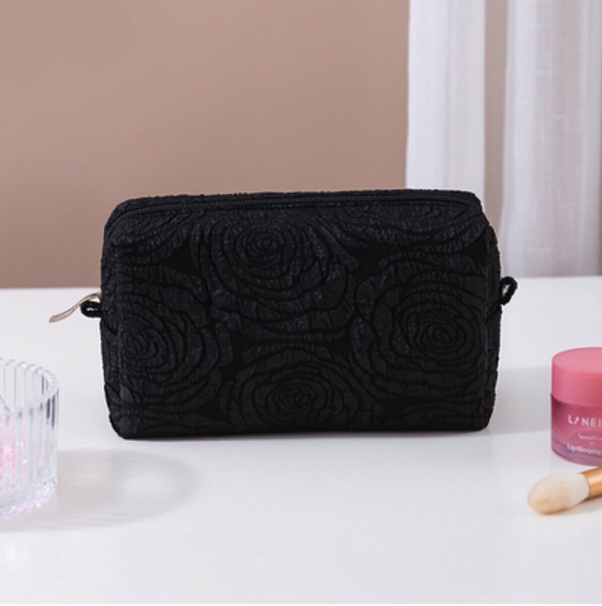 Popular temperament cosmetic bag storage bag (black octagonal bag, rose bubble jacquard, length 19cm, height 11cm, width 8.5cm)