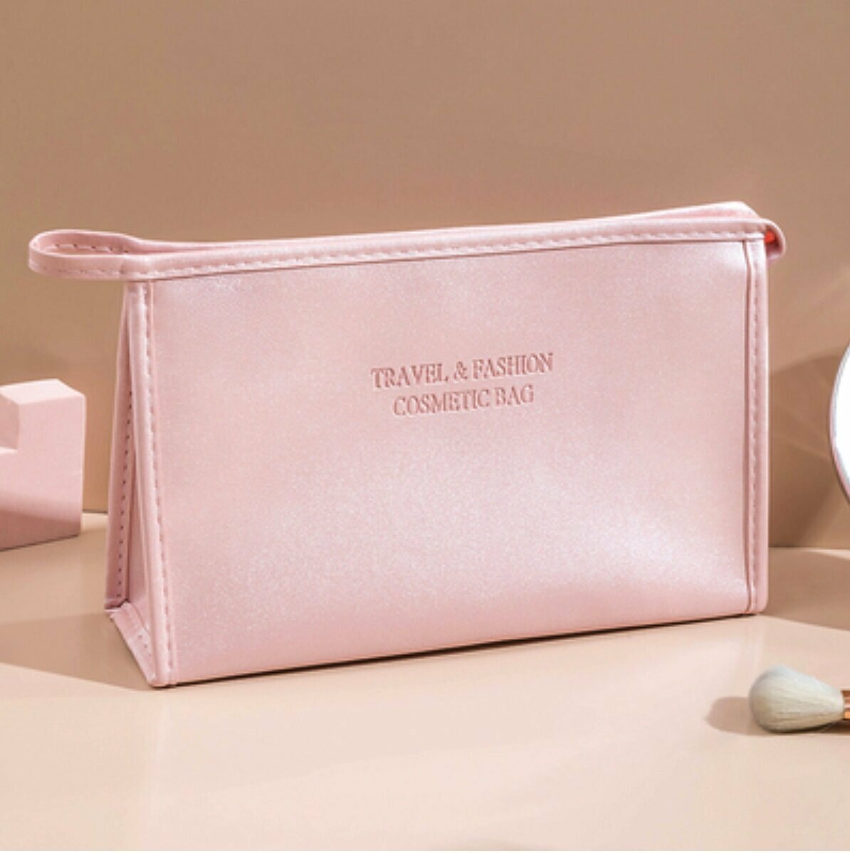 Popular portable travel toiletry bag (cherry blossom pink triangle large 27cm long, 17cm high, 8cm wide)