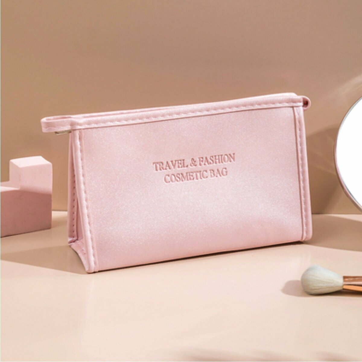 Popular portable travel toiletry bag (cherry blossom pink triangle medium length 22.5cm, height 14cm, width 6.5cm)