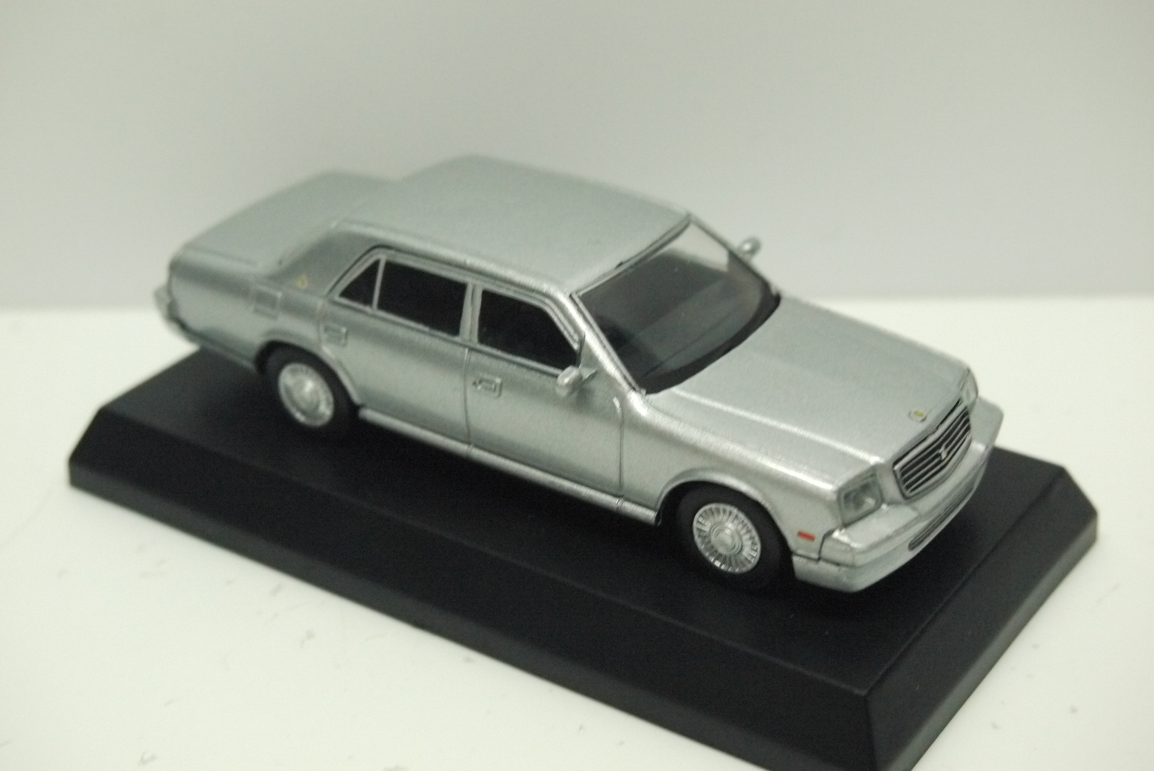 Kyosho Toyota Century Silver