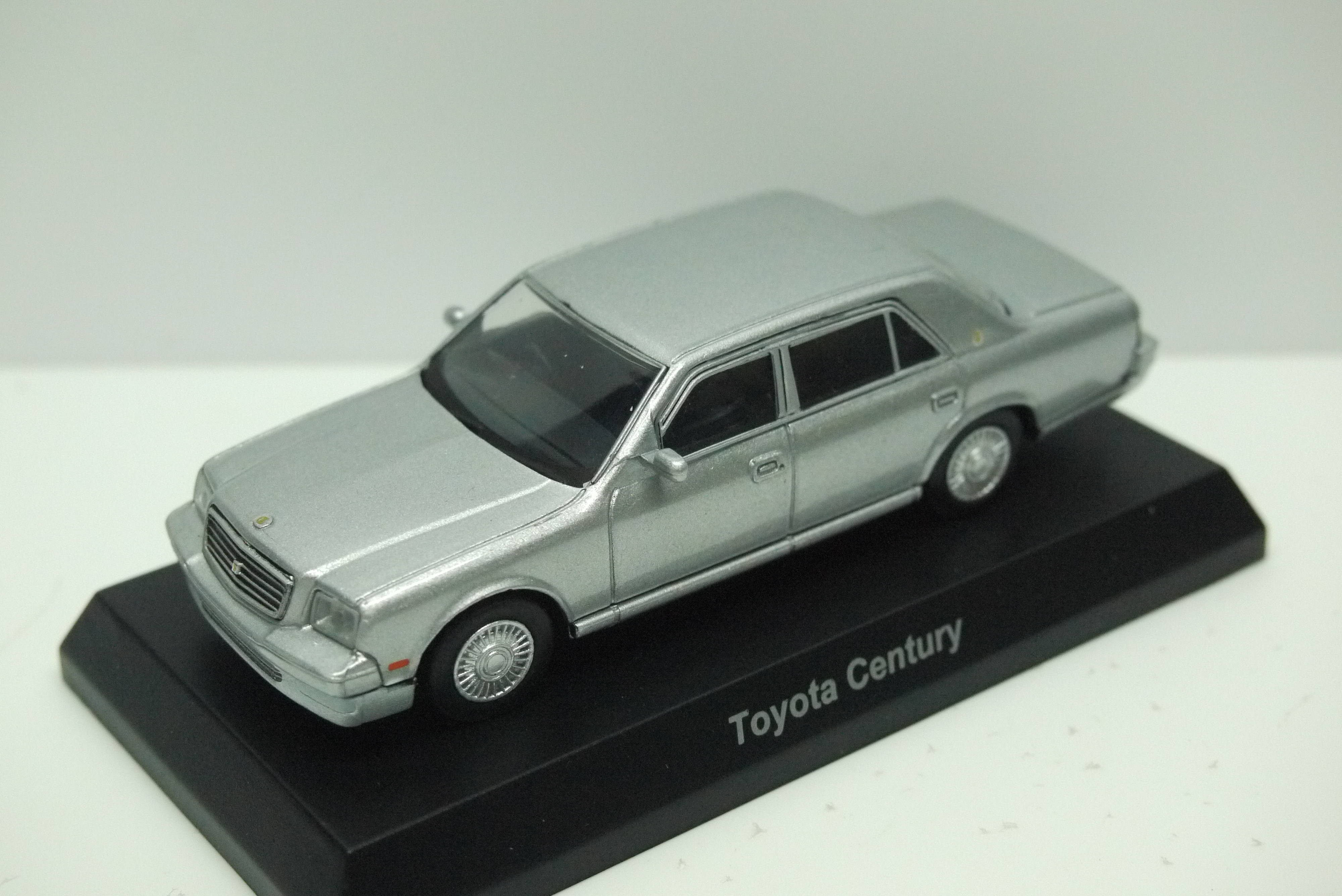 Kyosho Toyota Century Silver