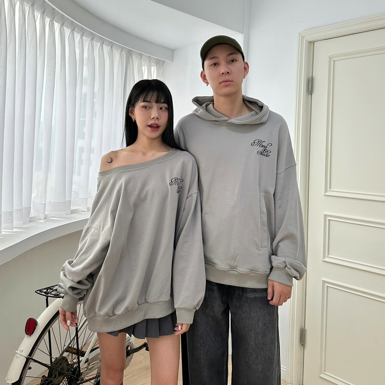 MMB刺繡情侶款帽T/斜領大學T