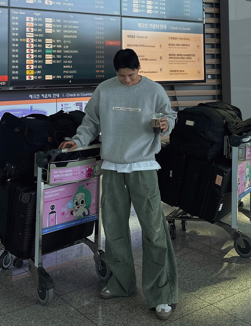 水洗寬鬆工裝褲