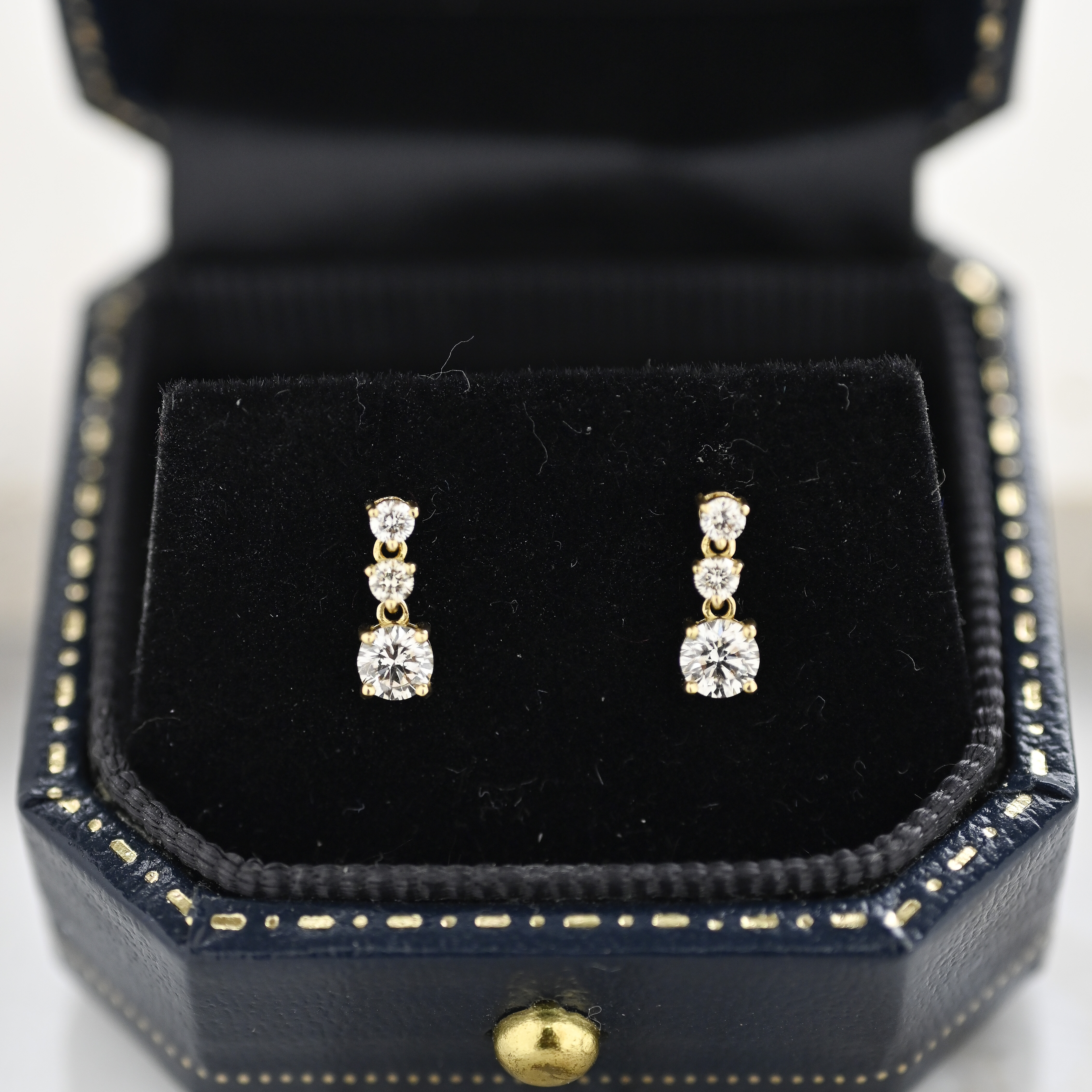 18K 0.46ct Diamond Earring