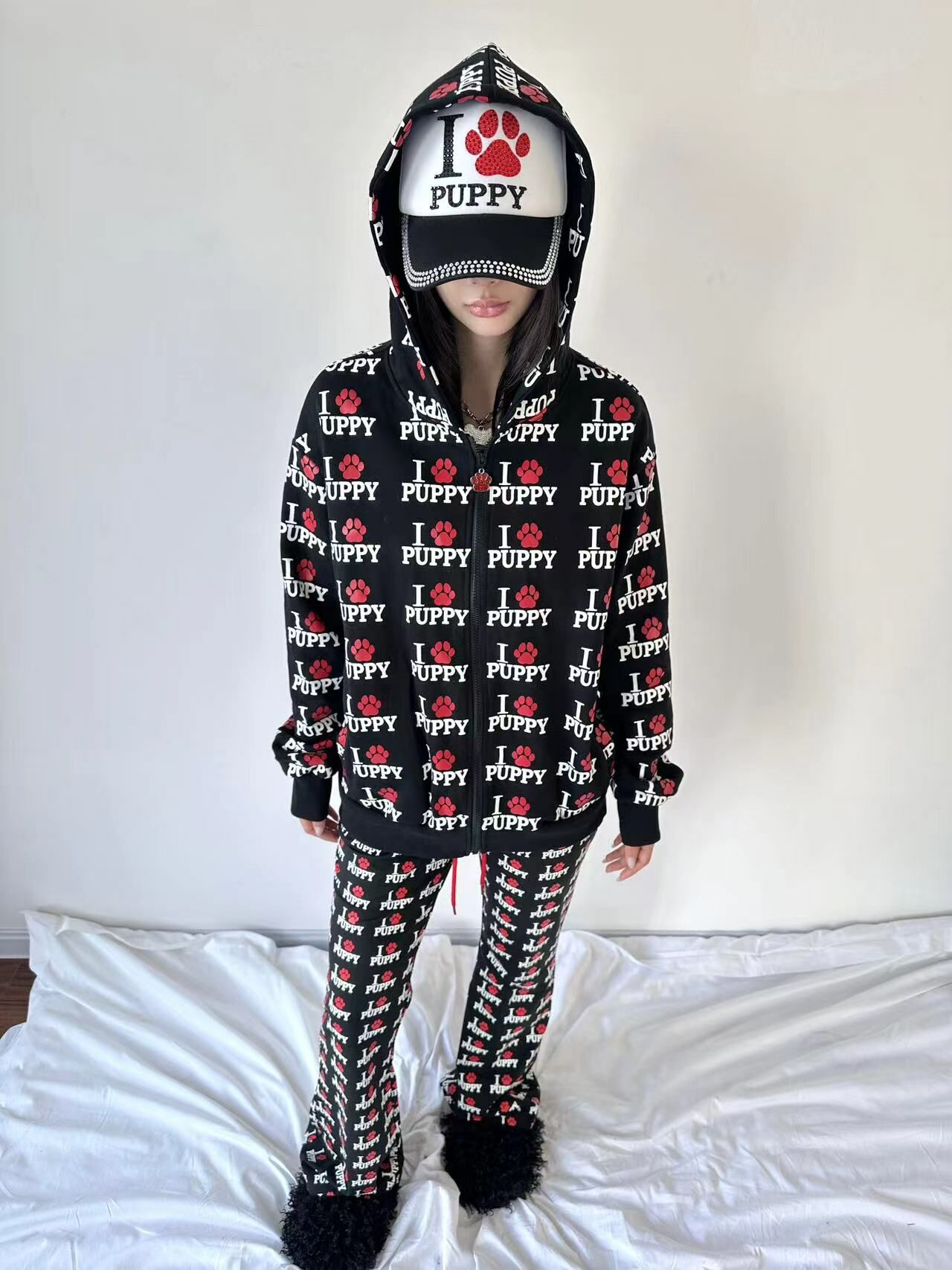 ArtByTastybabe 滿版我愛小狗 重磅 寬鬆連帽外套 黑色