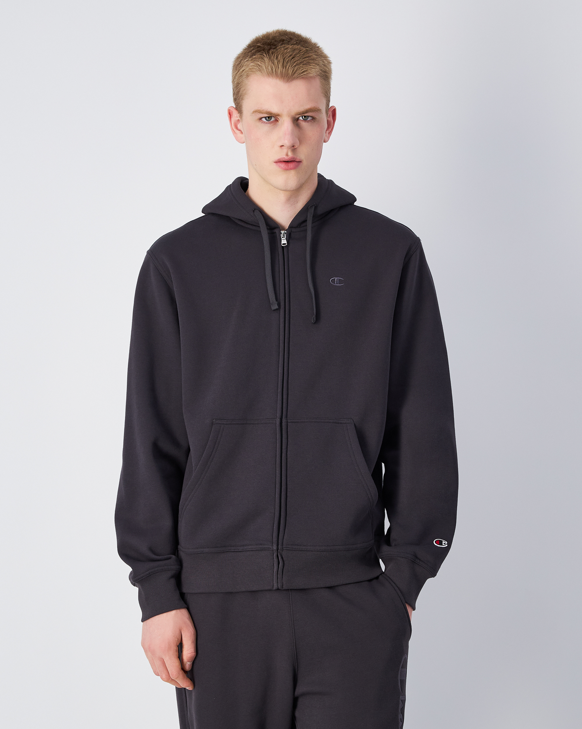 男款 經典同色小刺繡連帽夾克(木炭黑)