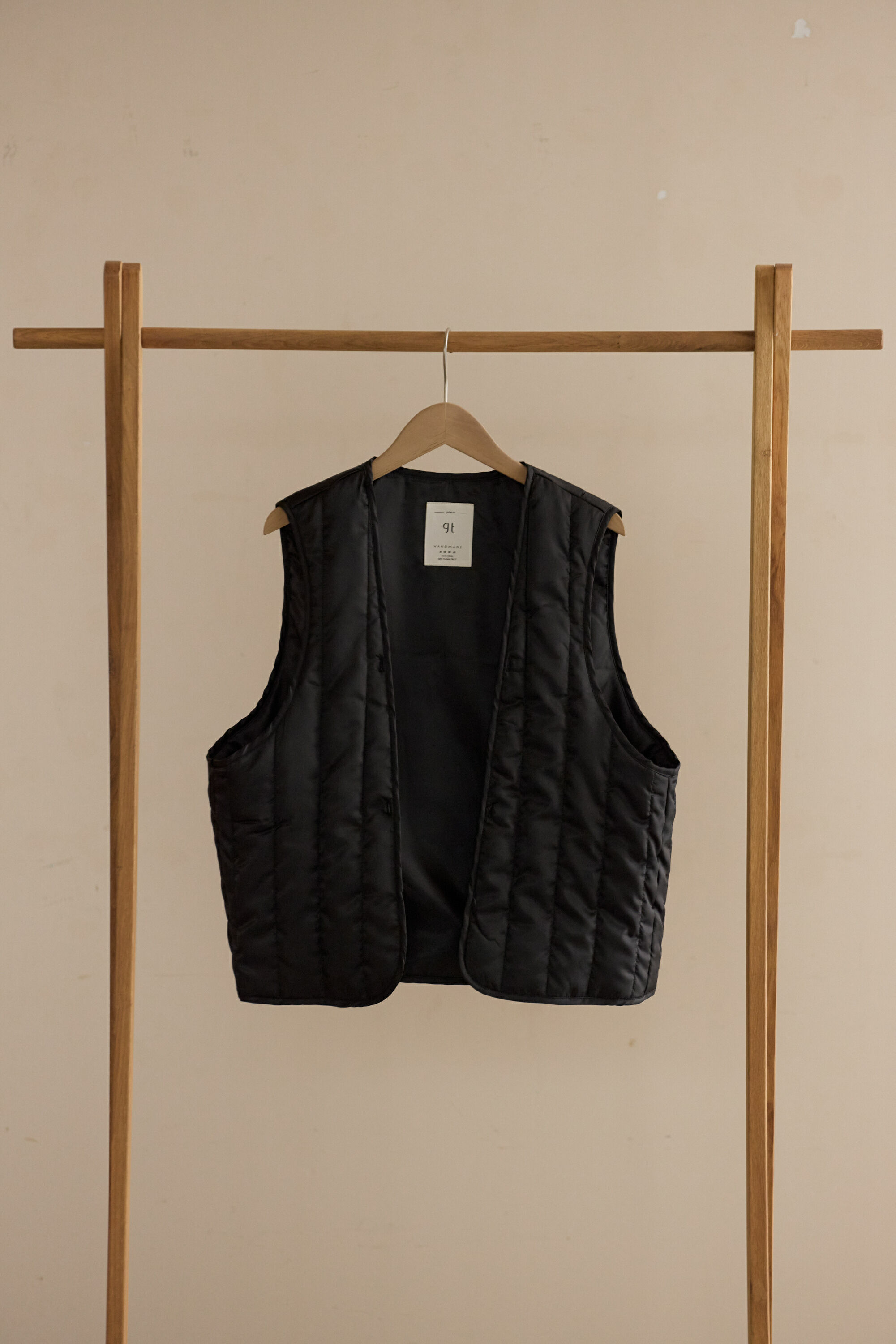 Gmade/極暖可拆式鋪棉背心-黑