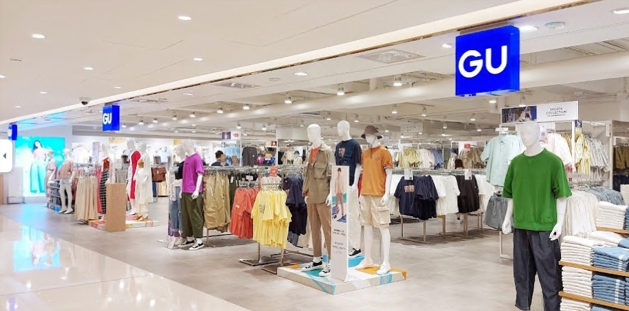 GU (Tuen Mun Town Plaza) 屯門市廣場店