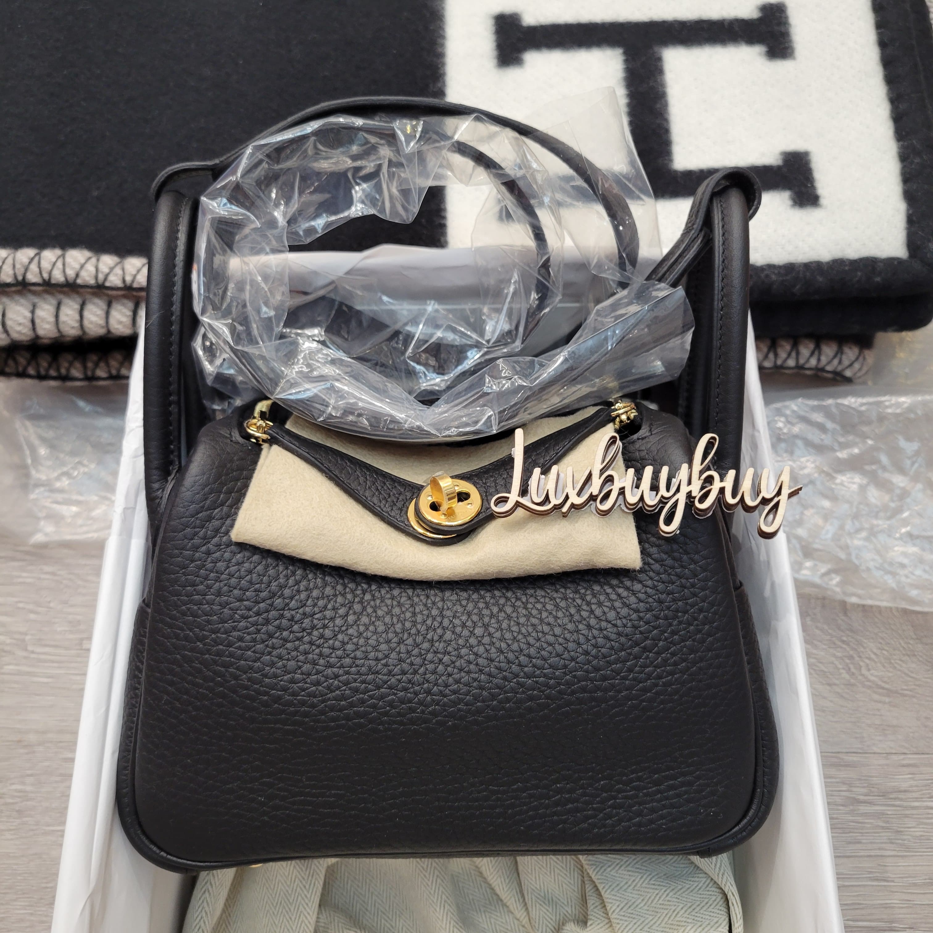 HERMES MINI LINDY 2 NOIR CC 黑金 2代 短帶 TC皮