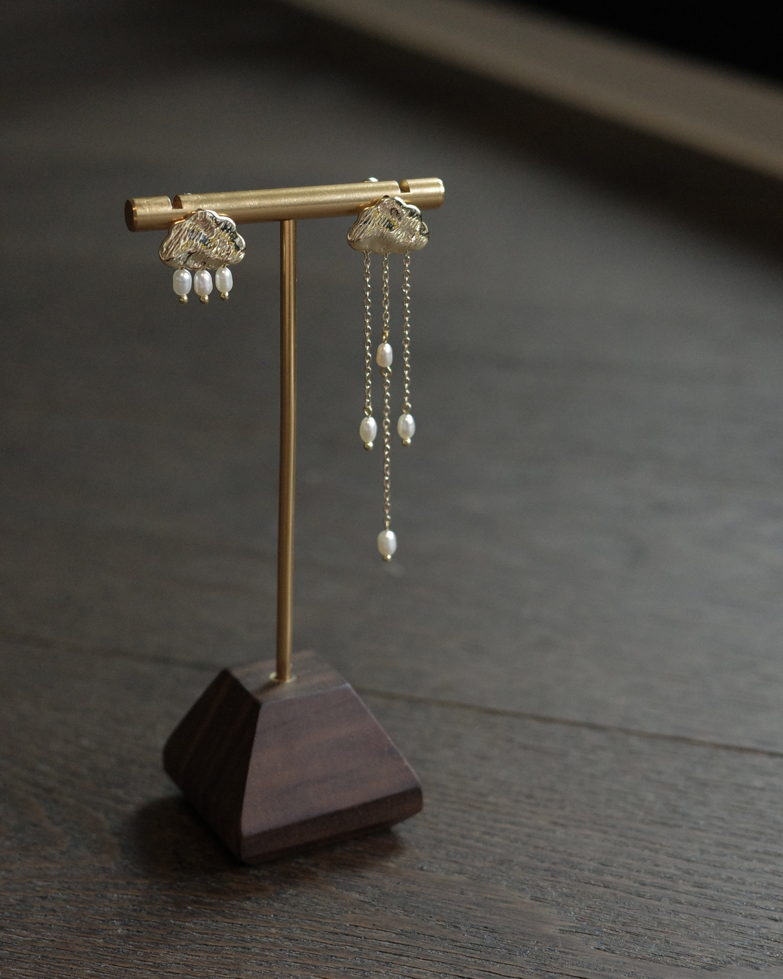 不對稱雲朵耳環