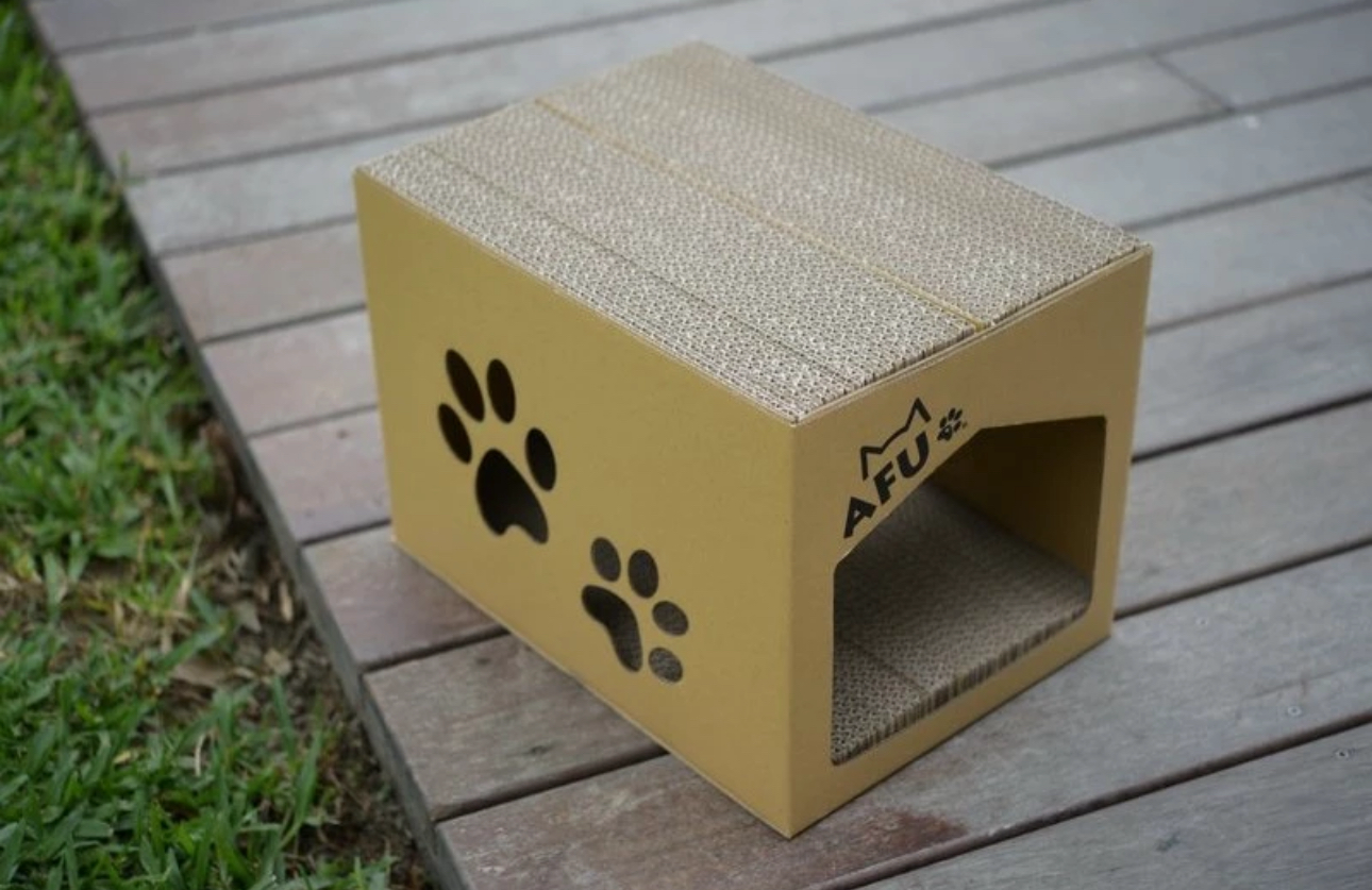 台灣AFU貓屋含4片抓板 - 30*32*30 cm (開口23*19 cm)