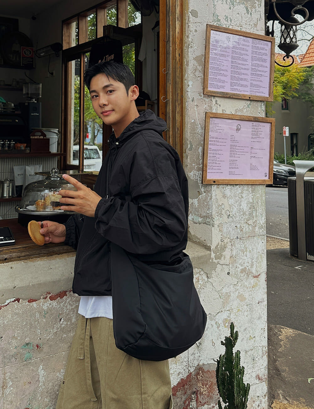 尼龍抽繩連帽外套