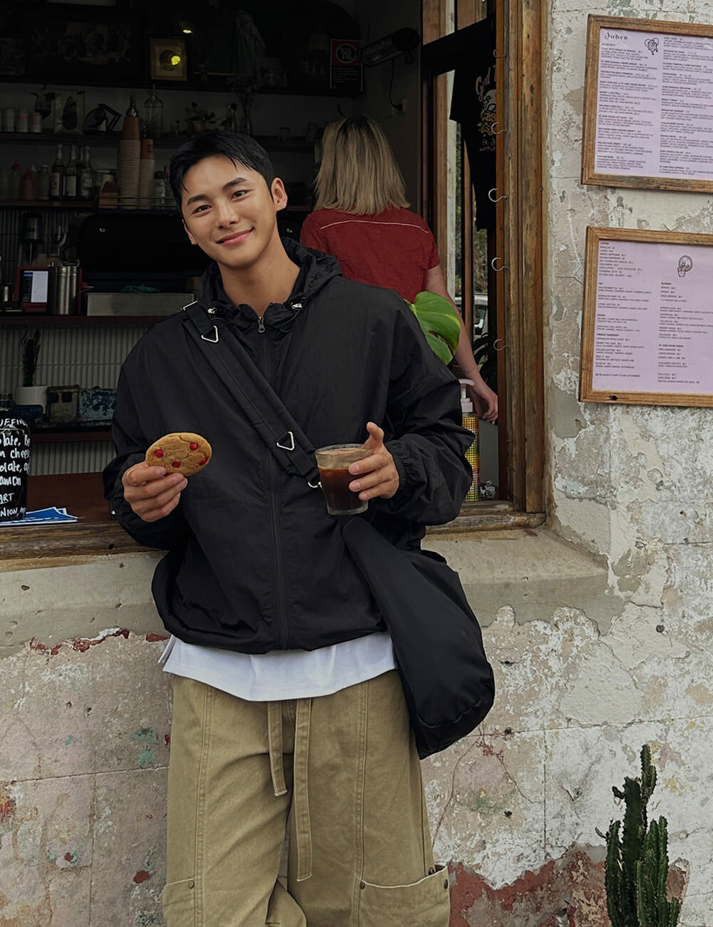 尼龍抽繩連帽外套