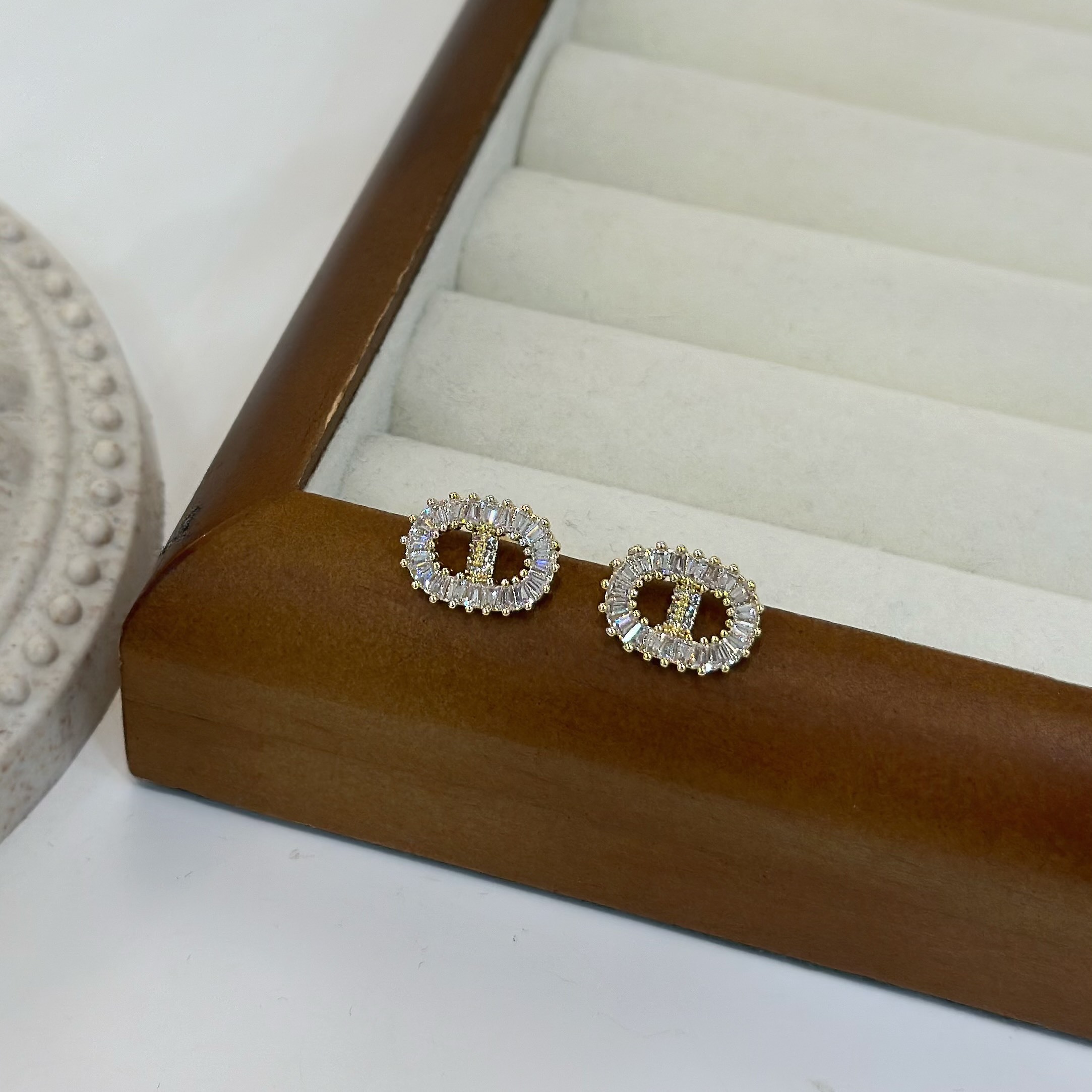 S53鋯石豬鼻耳貼