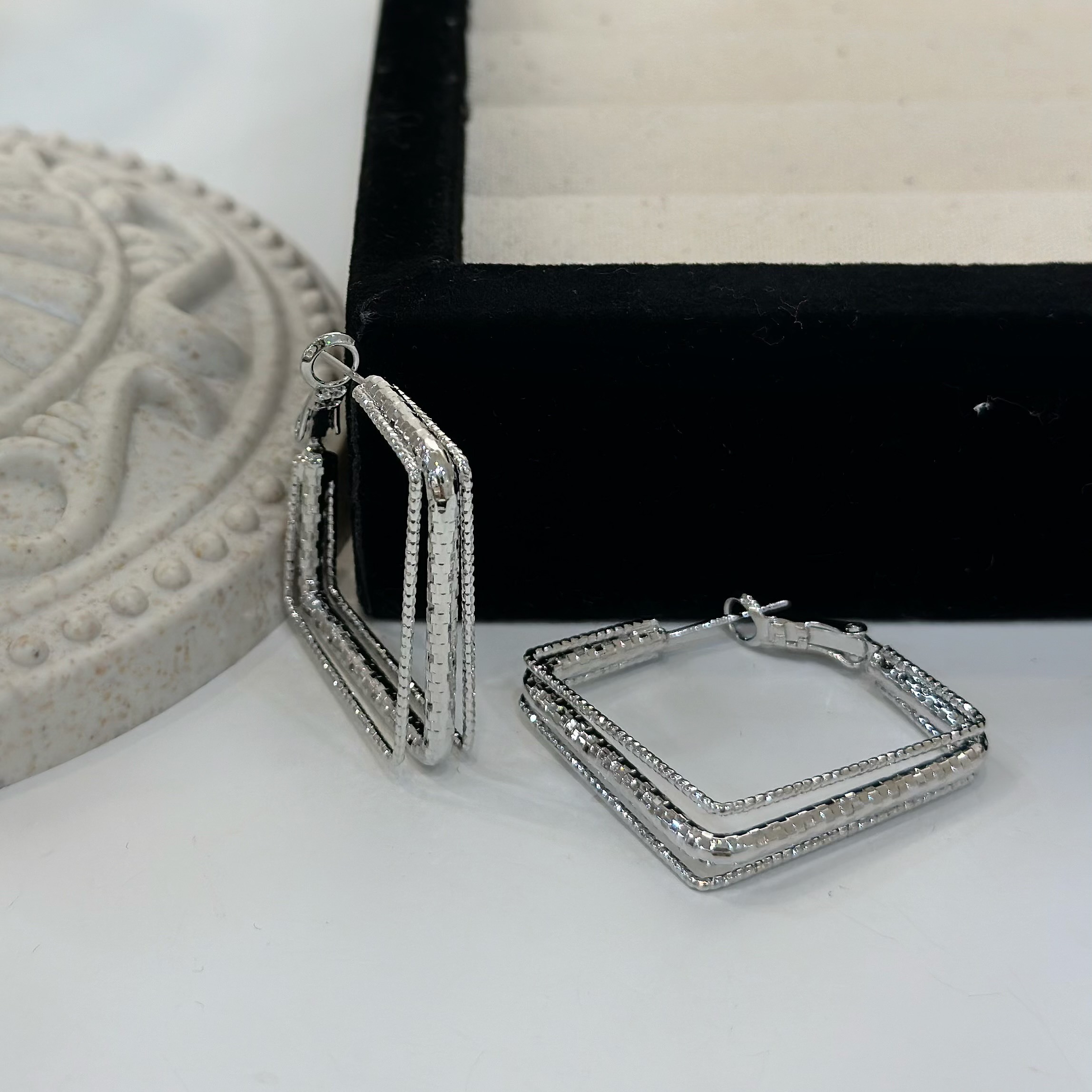 J83切割三層方塊圈