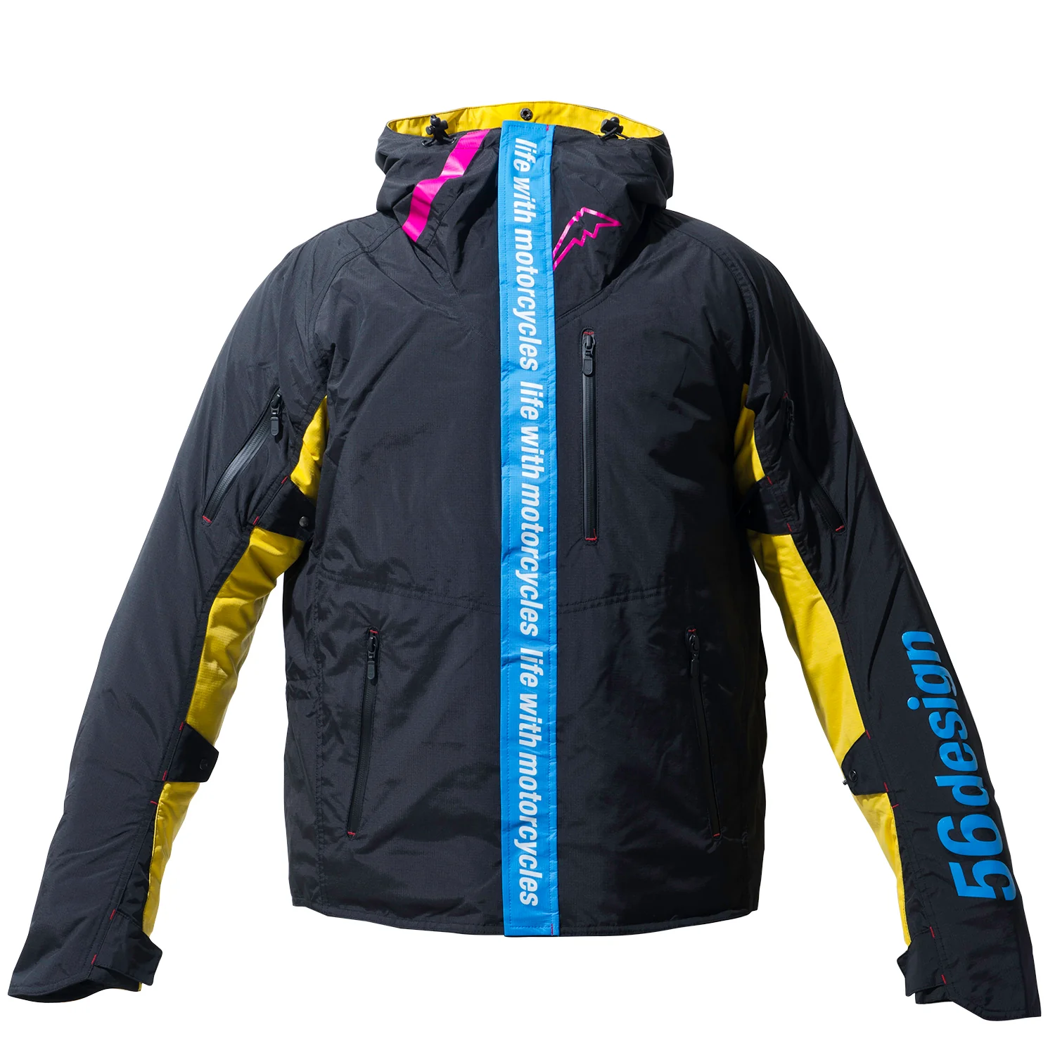 56DESIGN x KUSHITANI AXIS外套，兩件式設計與防水防風機能，騎行與休閒穿搭兼具