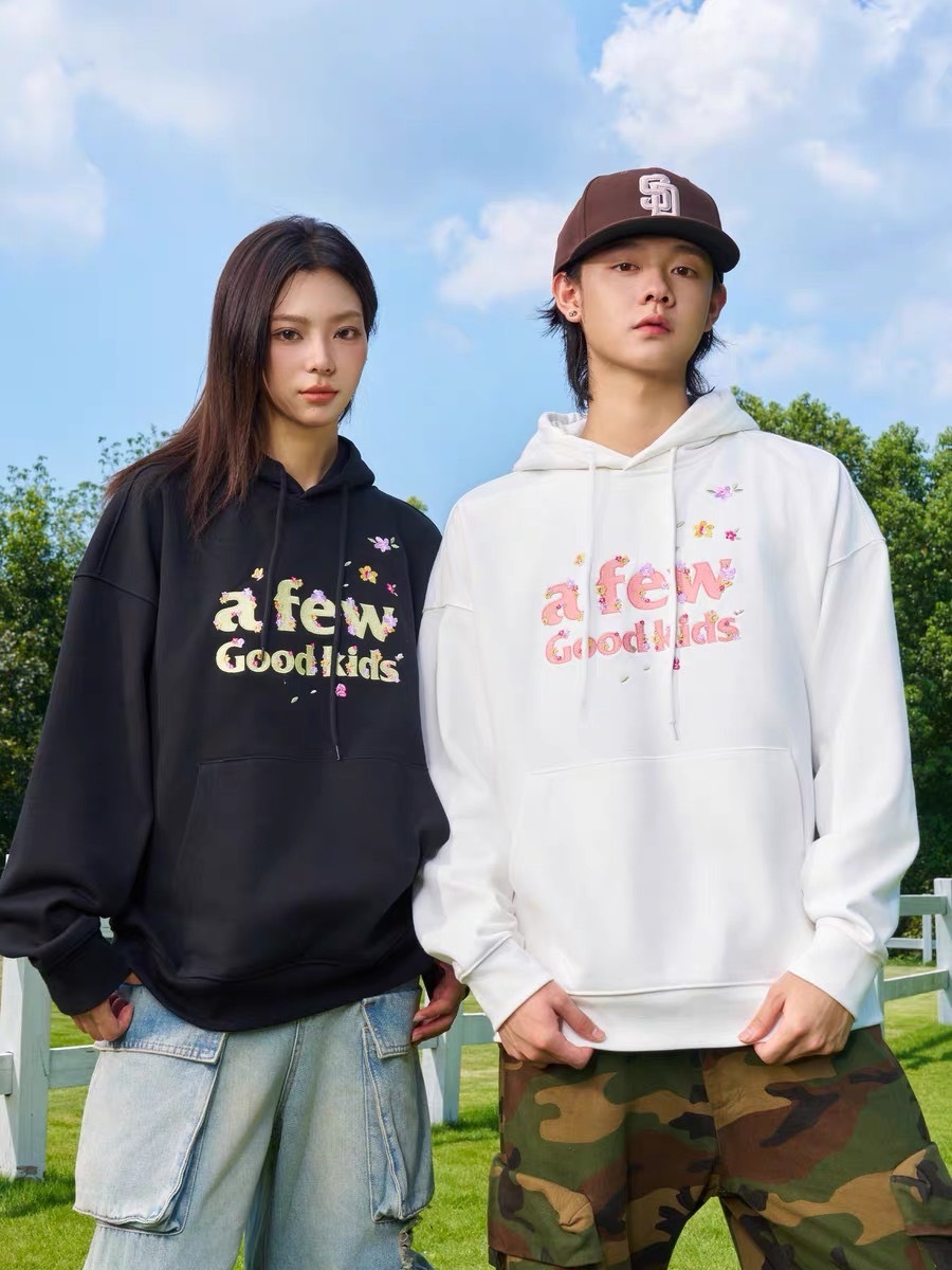 AFGK 蝴蝶漫花飛舞刺繡 帽T A FEW GOOD KIDS