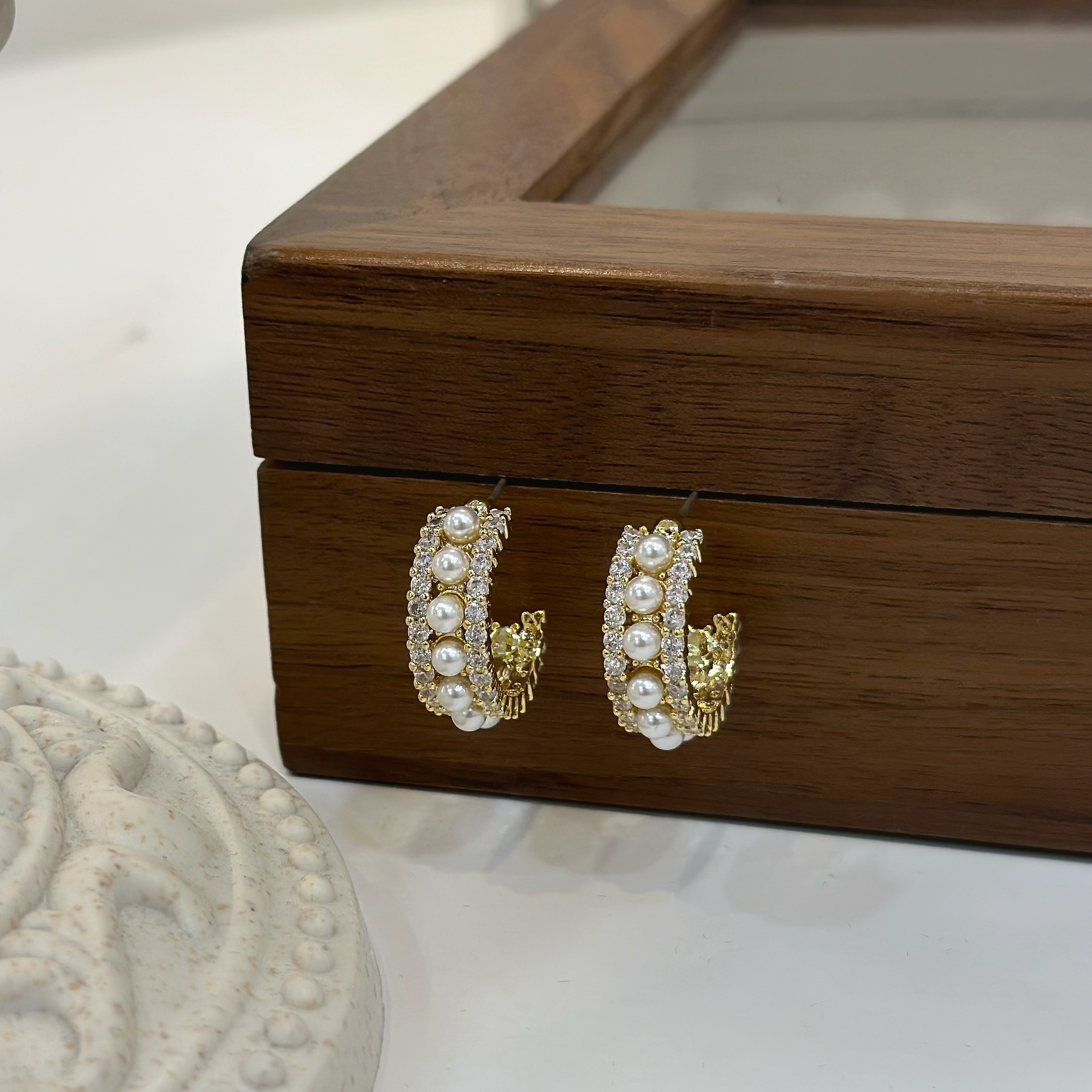 J90排鑽珍珠C字圈