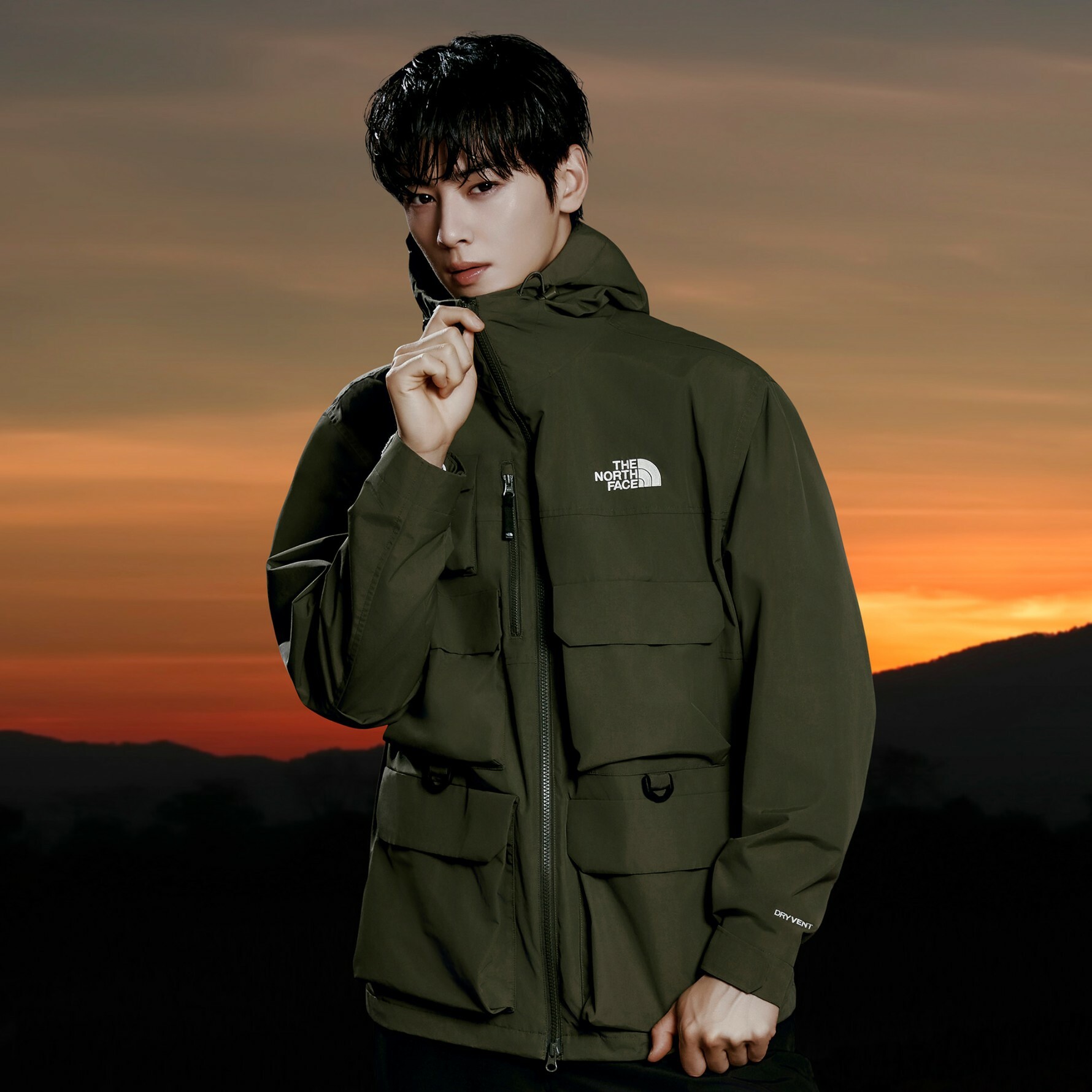 【代購】THE NORTH FACE 北臉 男 STORAGE WP 口袋 連帽 外套 NJ2HQ56