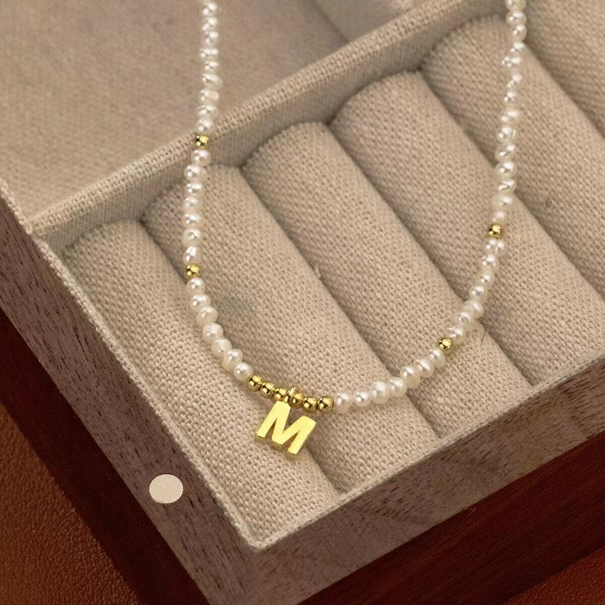 J91淡水米粒珍珠字母頸鏈