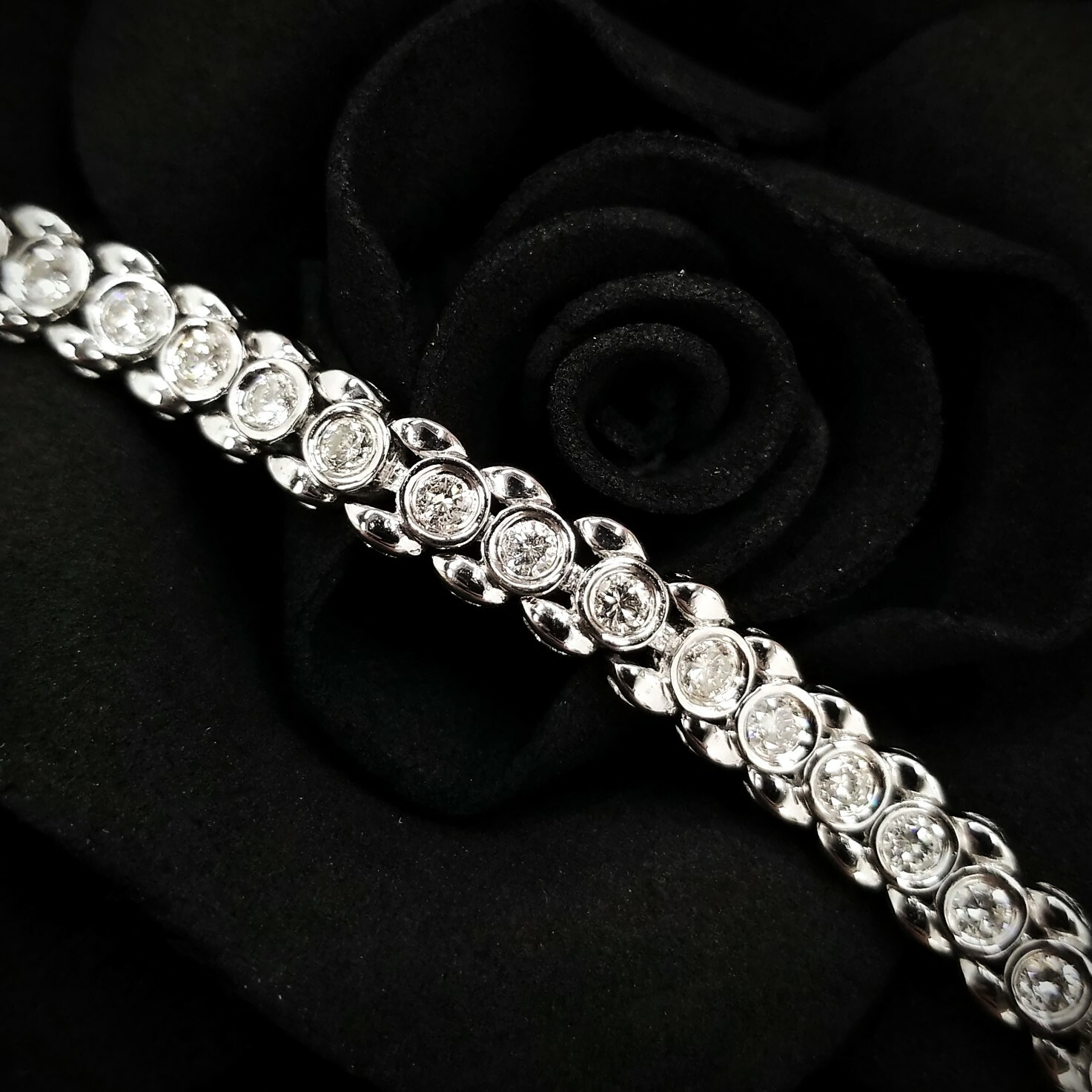 全新18K白金3卡3份鑽石手鍊