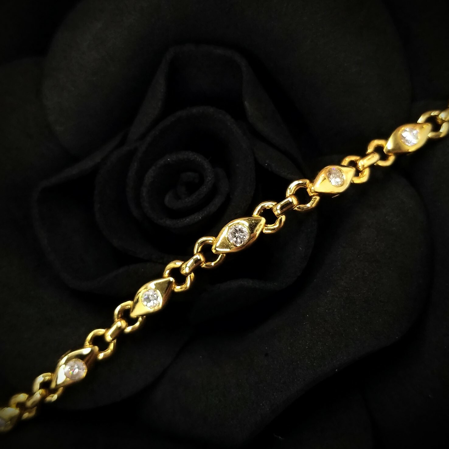 全新18K黃金89份鑽石手鍊