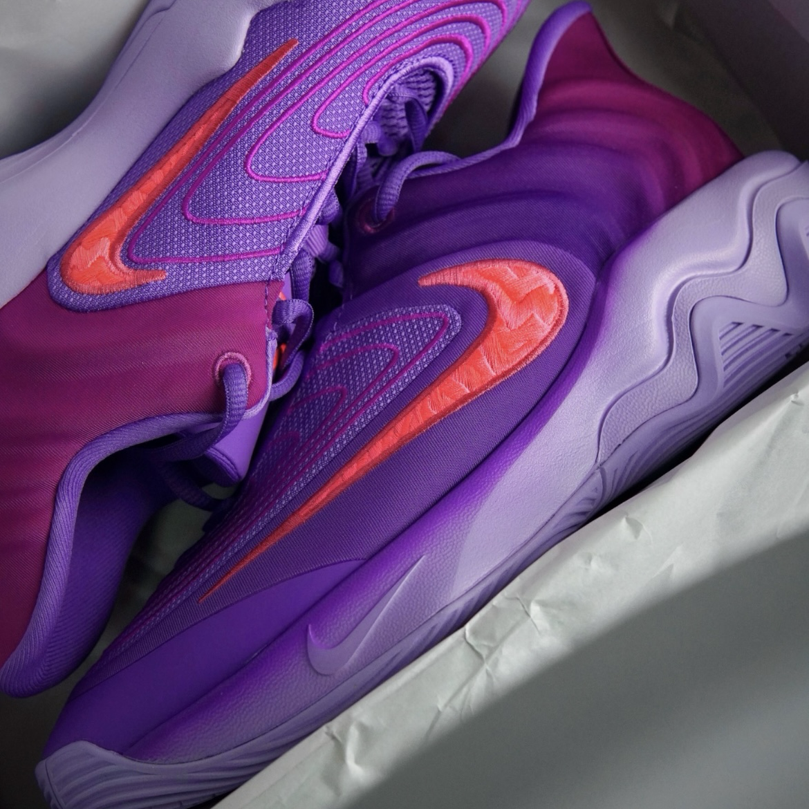 Nike Giannis Immortality 4 EP 紫紅色倒鉤 字母哥 實戰籃球鞋 運動鞋