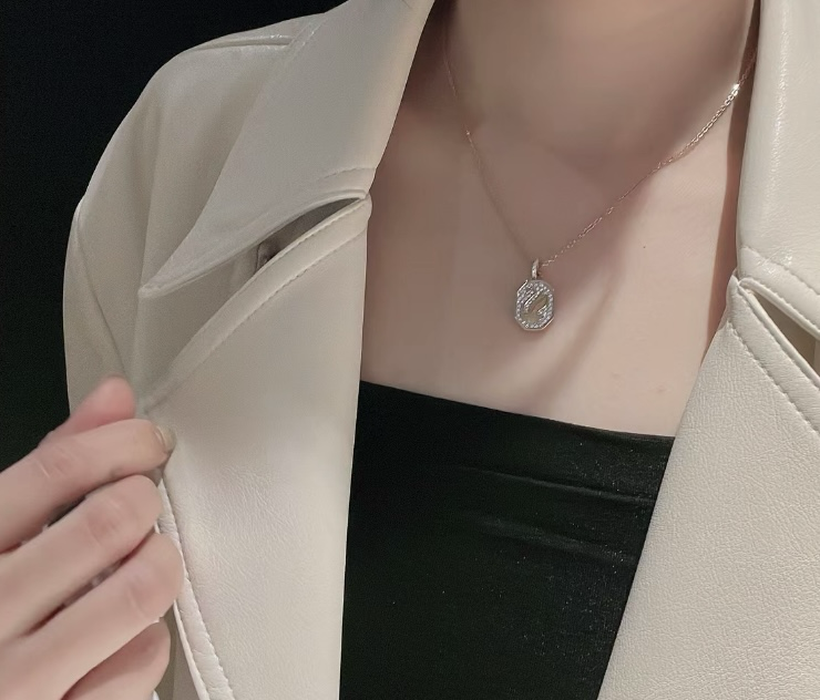 【預購】Swarovski G092415 Signum系列頸鏈