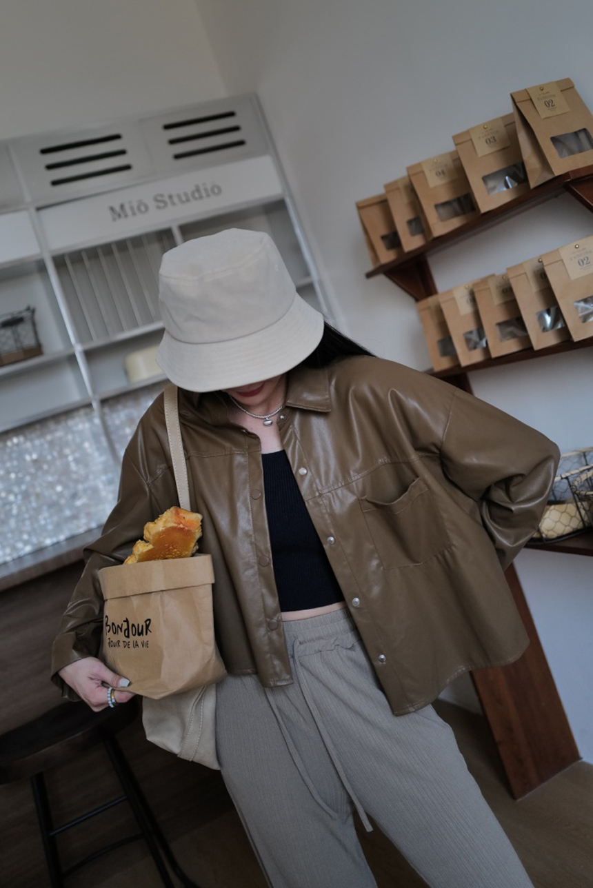 高級皮革短版襯衫*2色