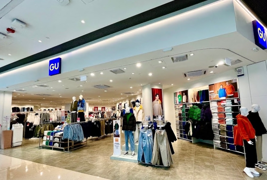 GU Olympian City (奧海城店)